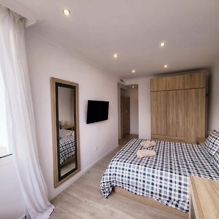 Stylish 3 Bedroom Penthouse In Marbella Centre With Large Pool Close To The Beach Eksteriør billede