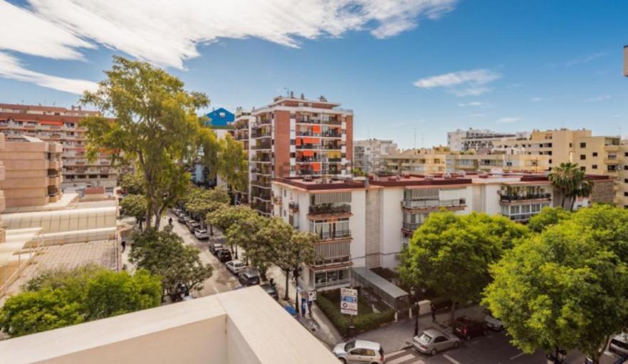 Stylish 3 Bedroom Penthouse In Marbella Centre With Large Pool Close To The Beach Eksteriør billede