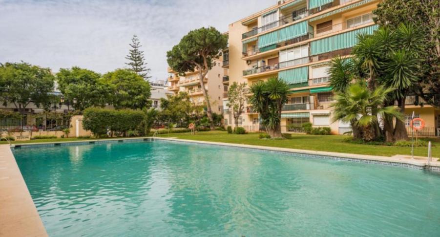 Stylish 3 Bedroom Penthouse In Marbella Centre With Large Pool Close To The Beach Eksteriør billede