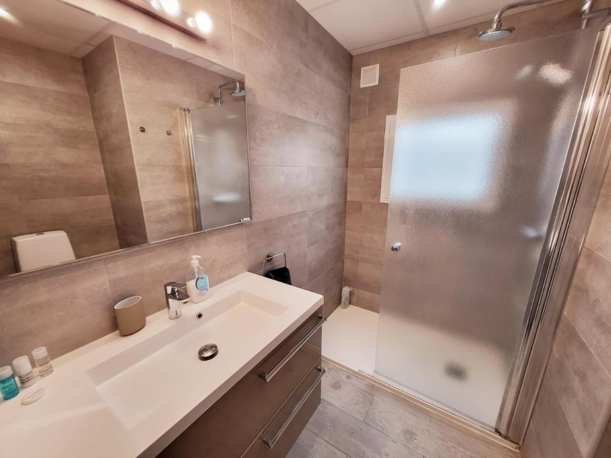 Stylish 3 Bedroom Penthouse In Marbella Centre With Large Pool Close To The Beach Eksteriør billede